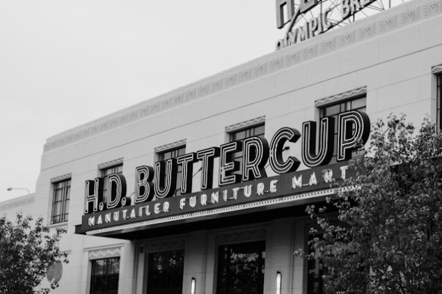 fathersofficecismontaine-24