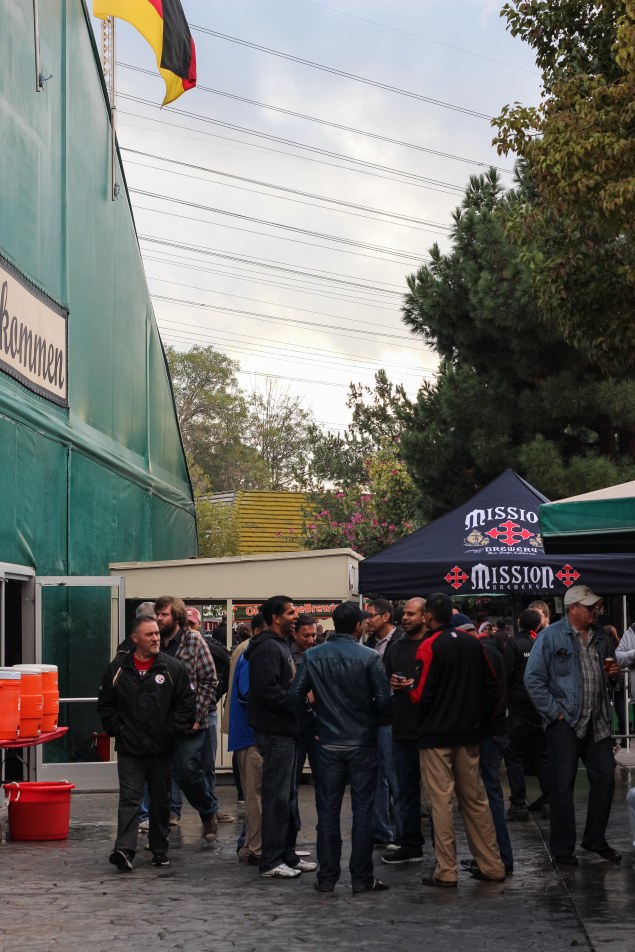 OC BREW HO HO 2013-44