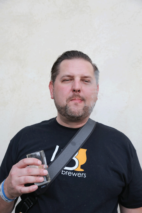 Brew-Ho-Ho-2015-GIF-18